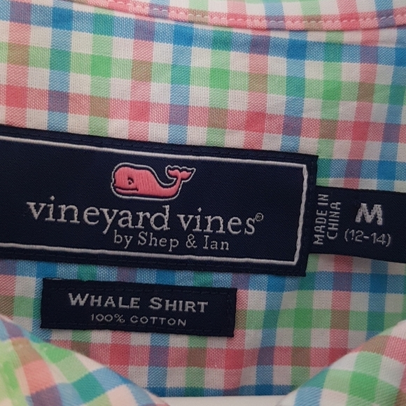 Vineyard Vines boys size 12-14 or Medium - Picture 3 of 4